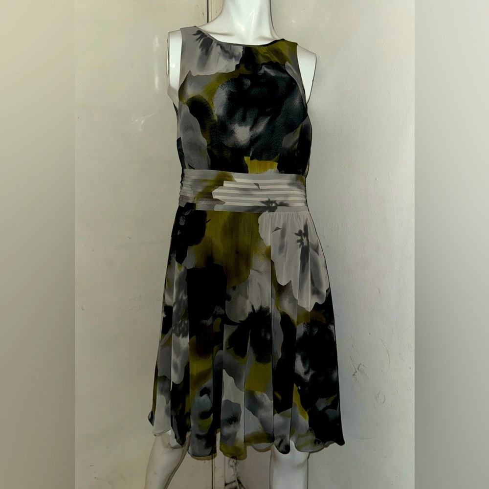 ANN TAYLOR